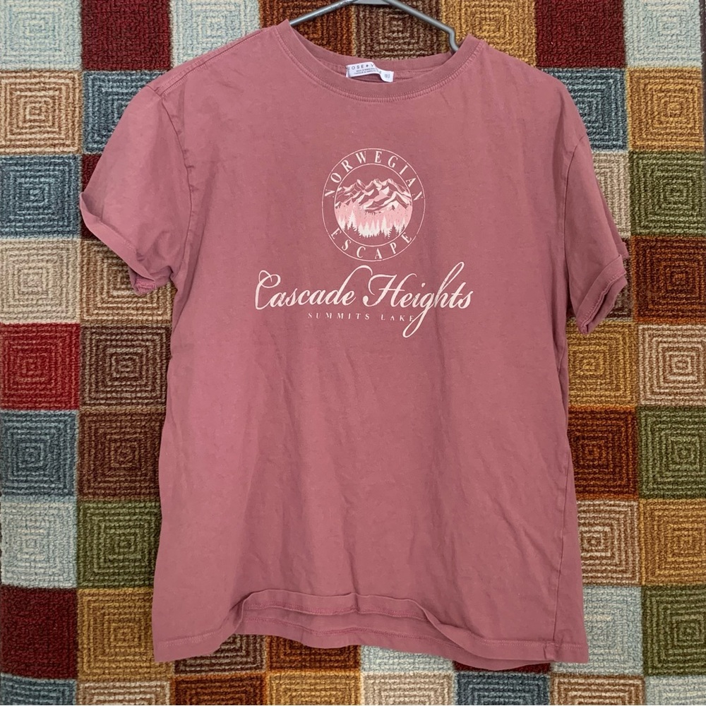 Ardene Mauve Pink 'Cascade Heights' Short Sleeve Tee